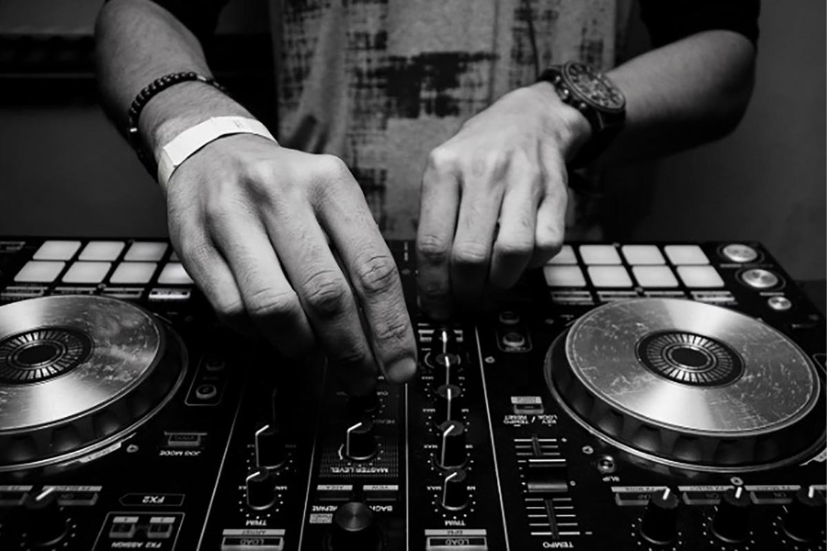 Saturday 18: DJ Supreme