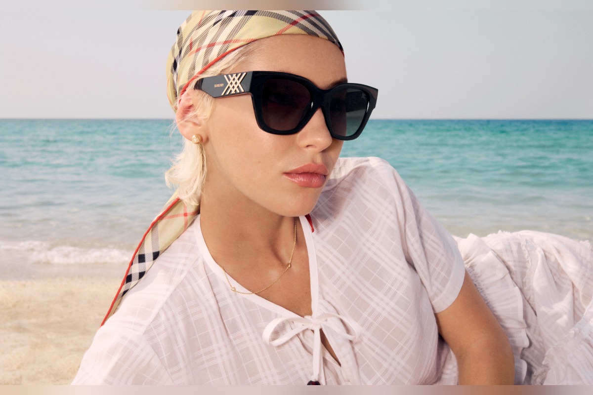 Sunglass Hut New Collection: Burberry